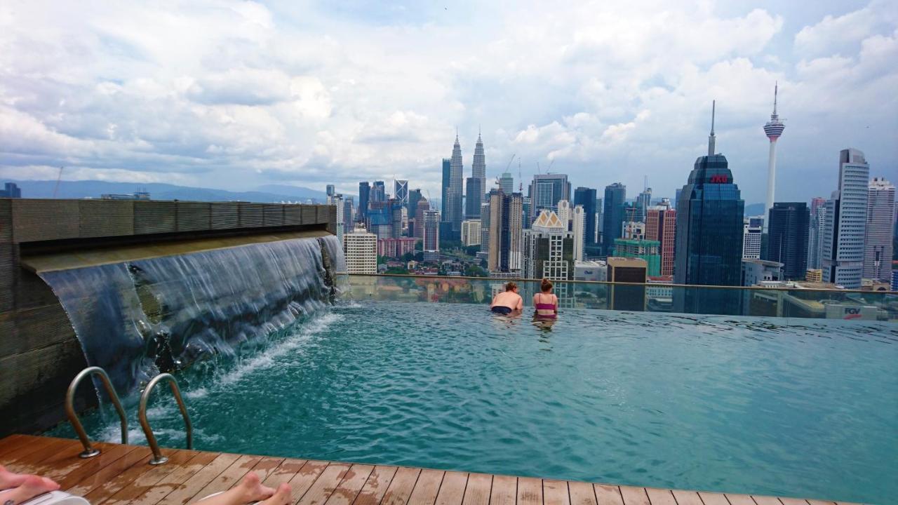 Regalia Suites Infinity Pool Kuala Lumpur Buitenkant foto